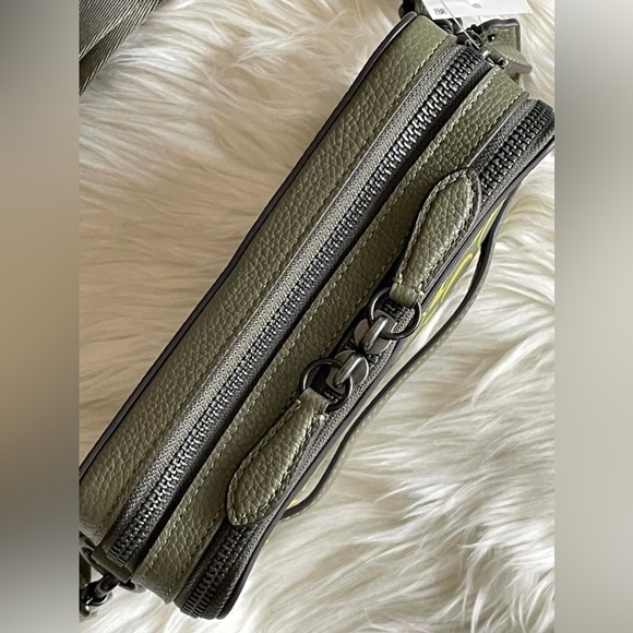 CA074 - Coach Charter Crossbody with Hybrid Pouch in Signature Leather - Picture 10 of 15